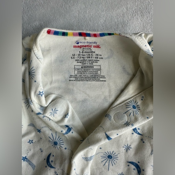 MagneticMe Organic Cotton Footie - 3-6M - Blue Stars - Picture 4 of 5